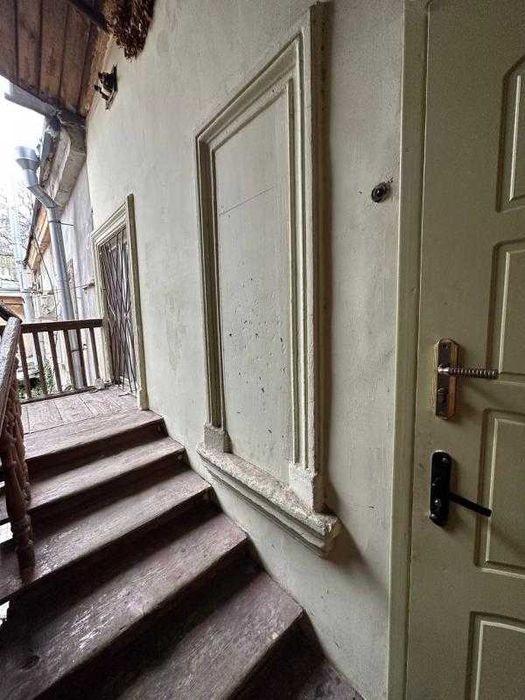 Продам компактну 2-кімнатну квартиру біля моря в ЦЕНТРІ, вул. Канатна