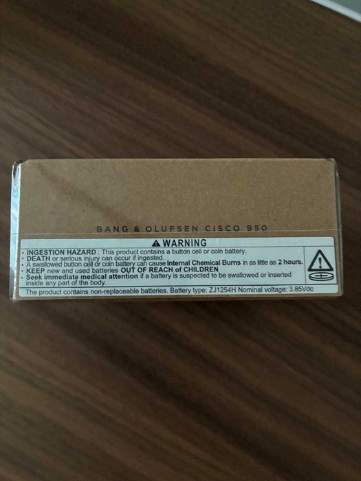 earbuds Bang & Olufsen Cisco 950 novos a estrear
