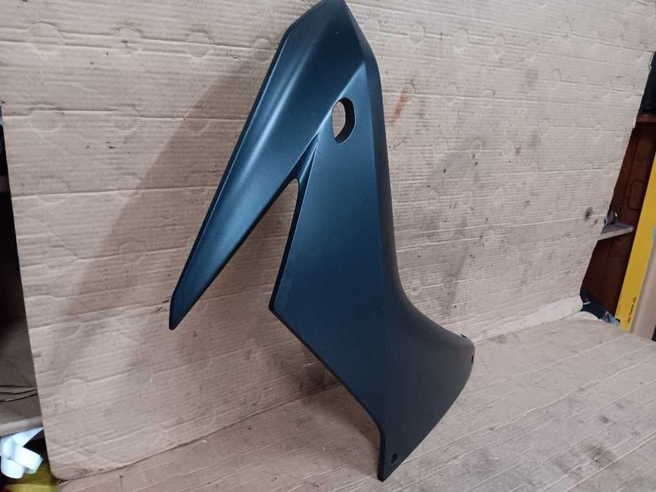 Carenagem lateral direita Honda CBR650F 2014 a 2016