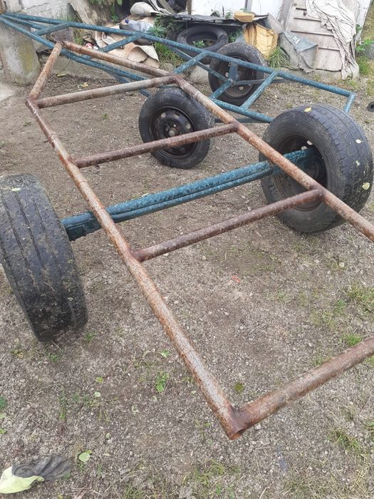 Саморобні причепи. Рама на колесах.