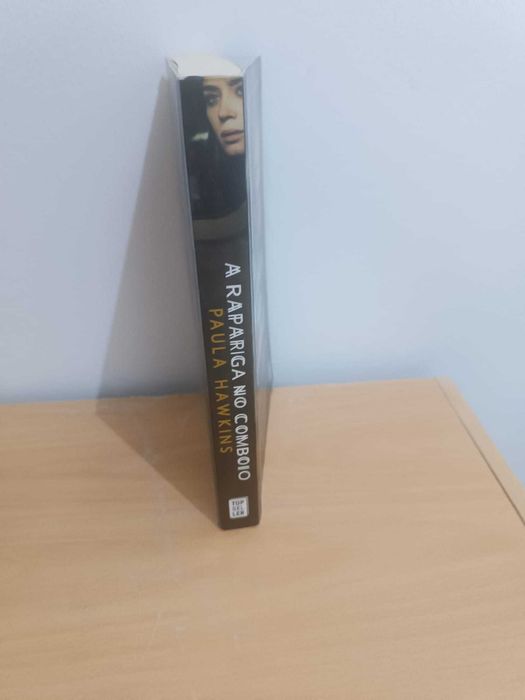 A Rapariga no Comboio de Paula Hawkins