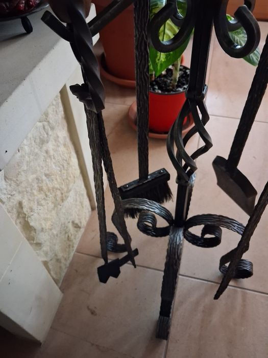 Zestaw kominkowy kuty