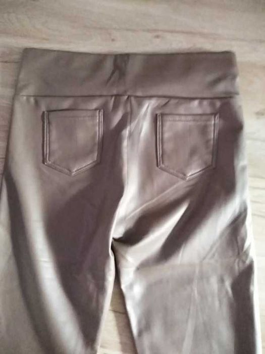 Nowe skórzane spodnie roz. M/L
