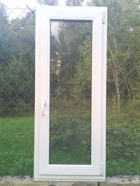 Okno plastikowe białe 60 x 147 otwieralno uchylne