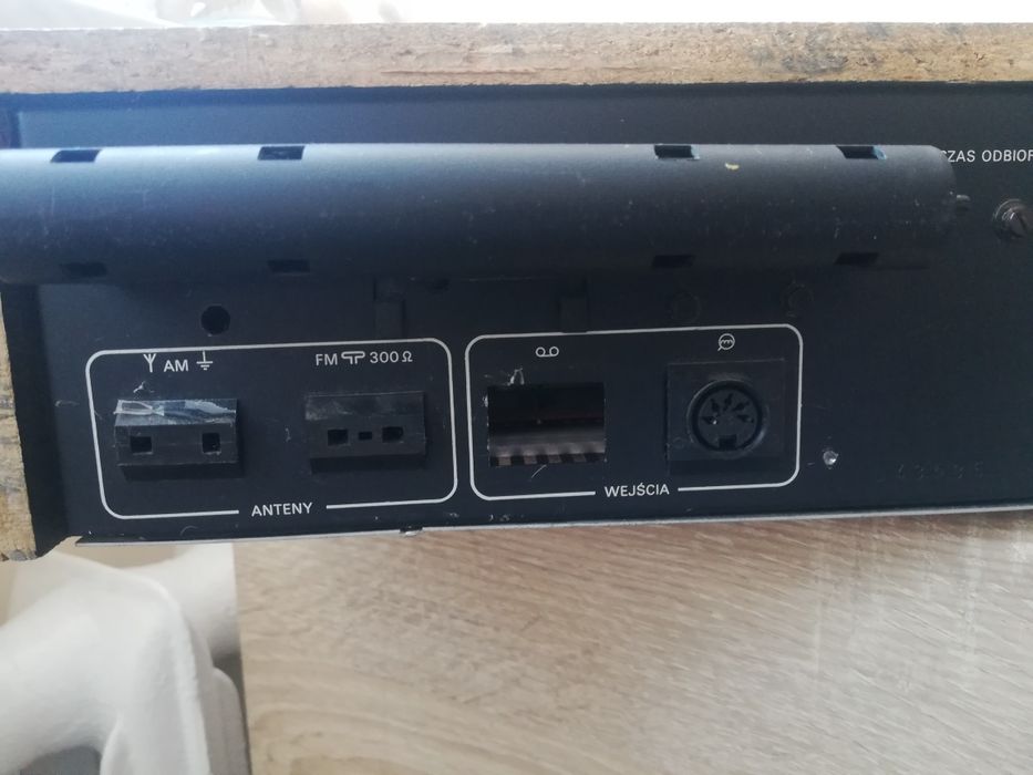 Amplituner AIDA..AWS. 105 Przestrojony