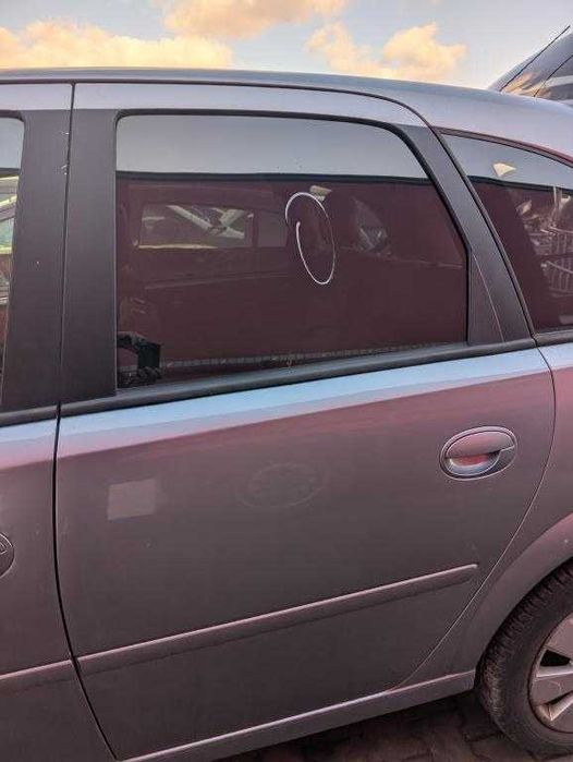 Drzwi tył tylne lewe Opel Meriva a Z163