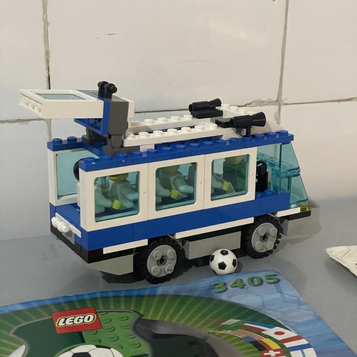 Lego 3405 Sports Soccer Completo e com Autocolantes Novos de 2000