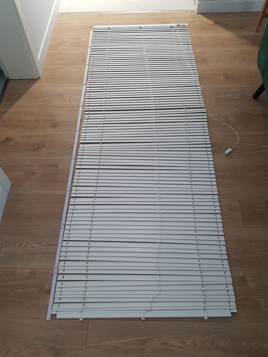 Żaluzje drewniane 25mm 75x200cm
