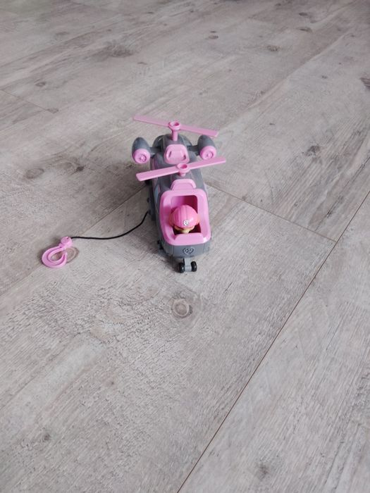 Sprzedam samochód psi patrol