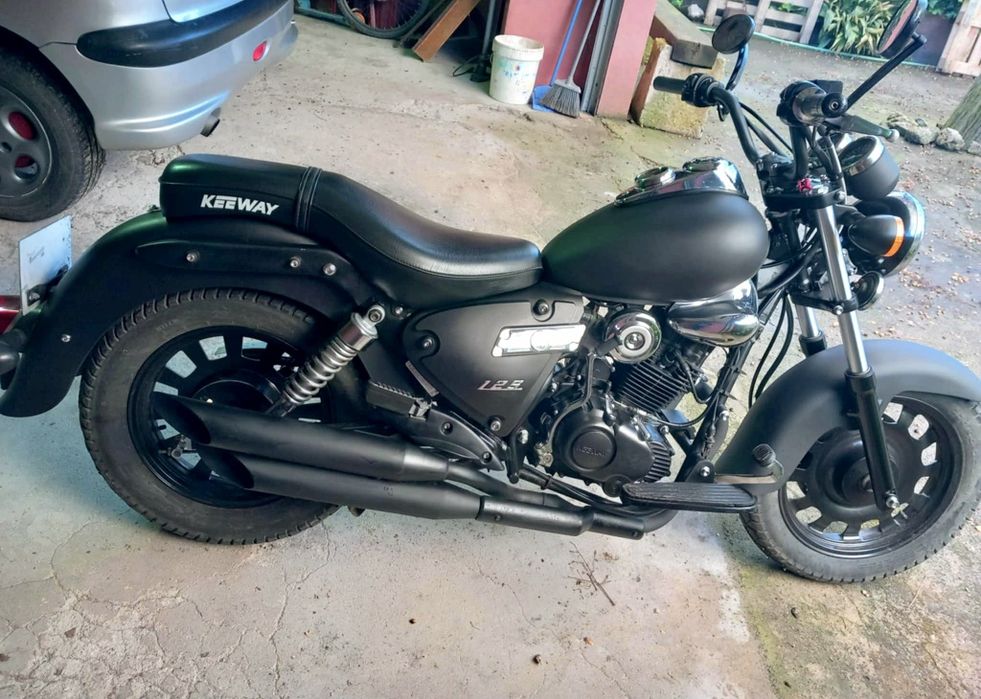 Keeway Superlight 125