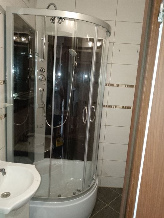 Montaż kabin prysznicowych Wrocław i okolice