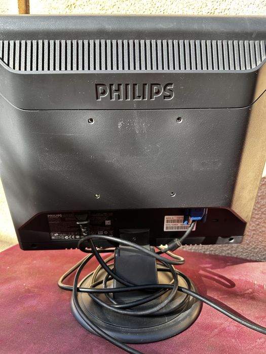 Монитор Samsung