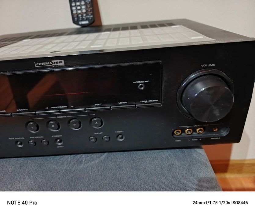 Amplituner Yamaha RX-V365-Pilot-Wysyłka