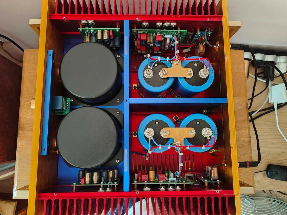Końcówka mocy klasa A , Dartzeel NHB-108, 140Wx2