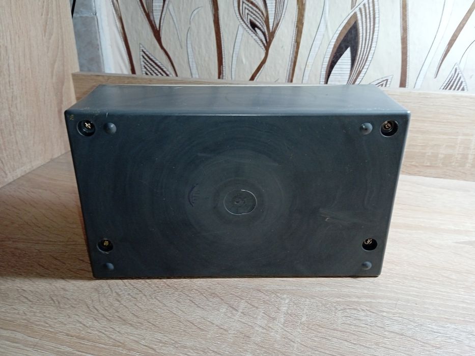 Радянський лабораторний блок живлення