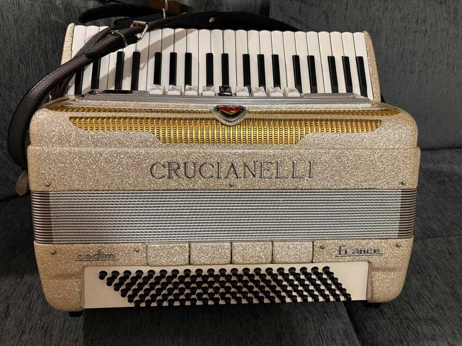 Acordeão 120 baixos IMPECÁVEL - VALOR NEGOCIÁVEL