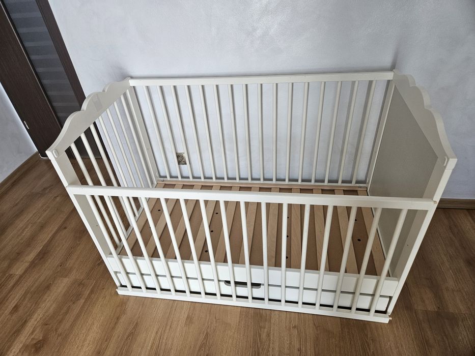 Łóżeczko dziecięce ikea