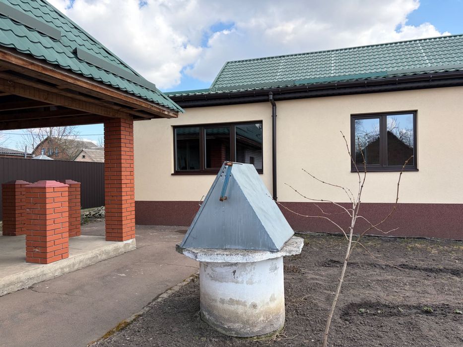 Продається приватний будинок