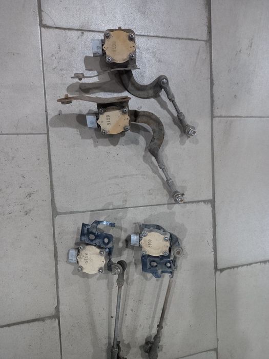 Датчики пневмы Lexus