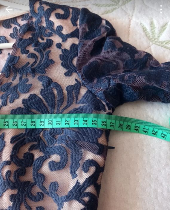 Elegancka sukienka koronkowa w roz XXS/32.Nowa.