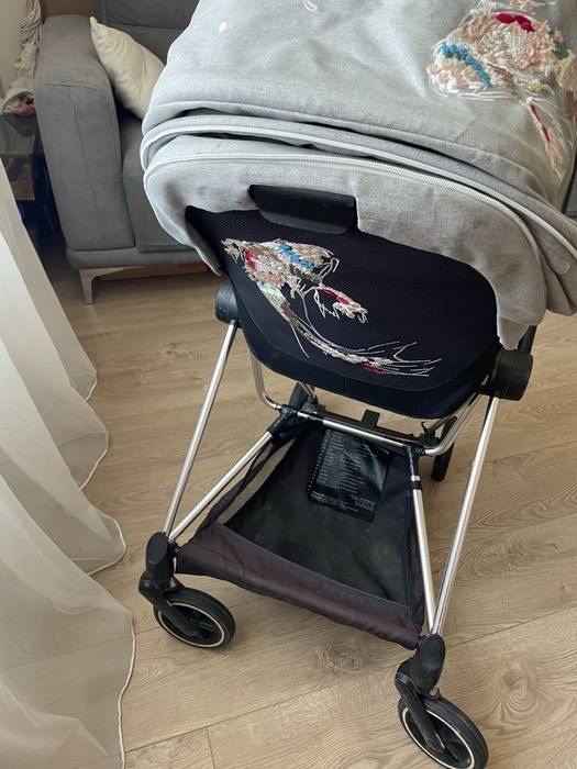 Продам  коляску Cybex Mios