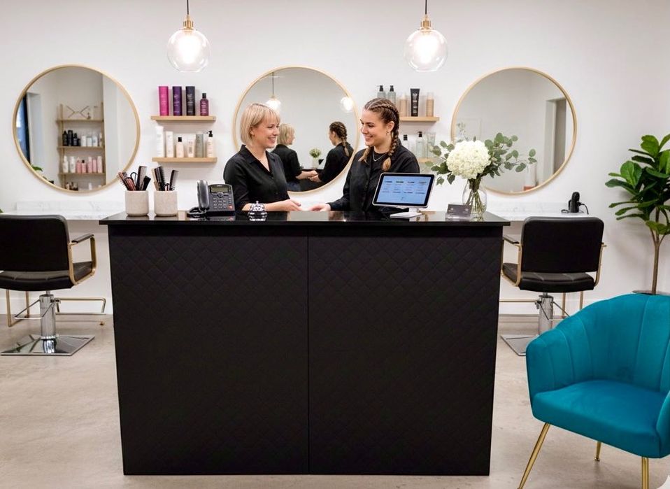 NOWA Recepcja / Lada Sklepowa / Sprzedażowa / Kosmetyczna / 150cm