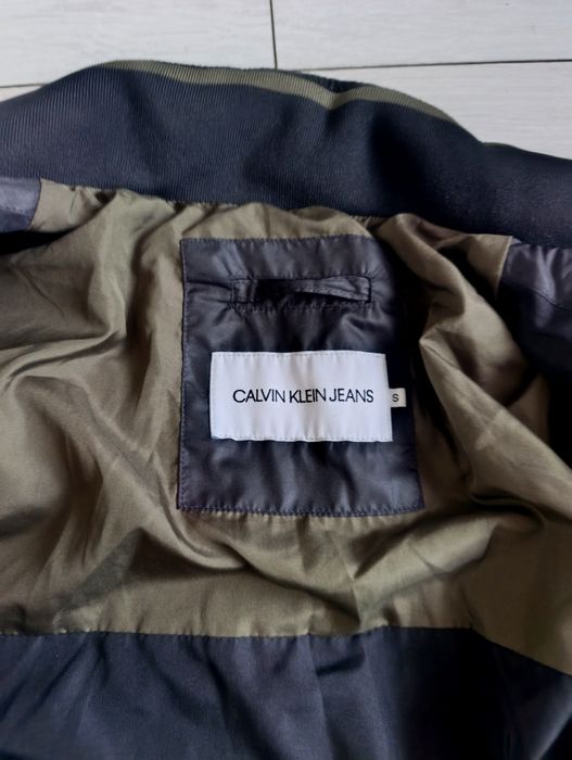 Куртка демісезонна Calvin Klein, куртка Calvin Klein, бомбер Calvin K