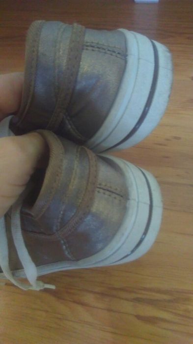 Trampki damskie młodzieżowe