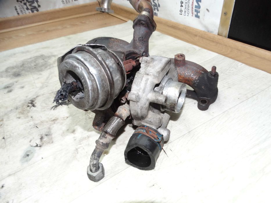 Турбіна Volkswagen Golf IV 1.9 TDI 038253019A під реставрацію