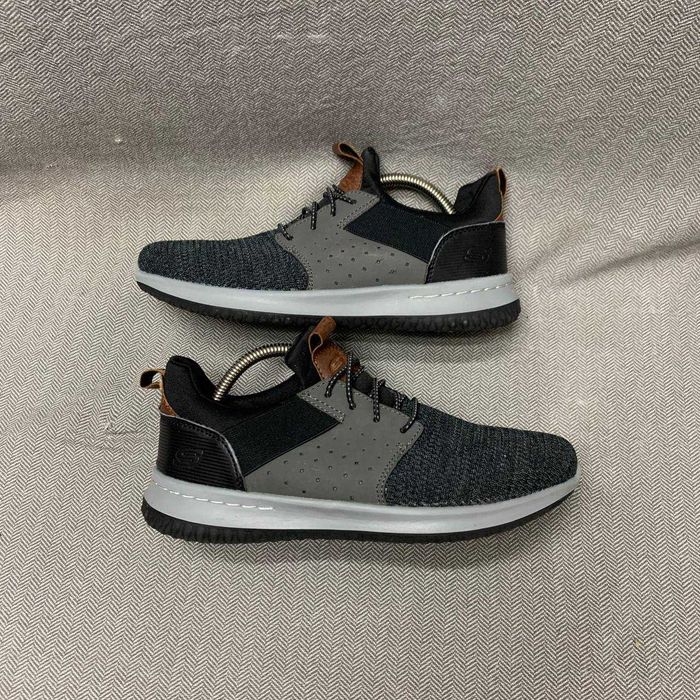 Продаю Кросівки Skechers Delson