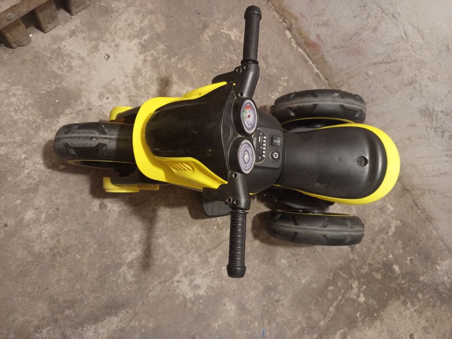 Motorek dzieciecy