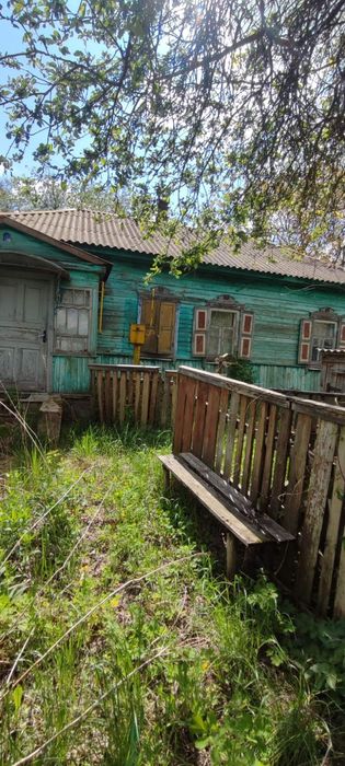 Чудова Садиба з комунікаціями в с. Анисів. Поруч Десна.є  ЖД станція
