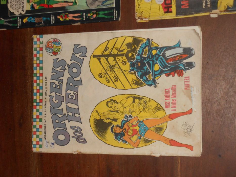 Revistas antigas Batman, Homem aranha, Hulk, Sargento Tigre etc