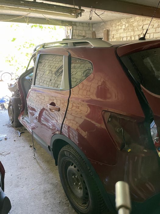 Nissan qashqai під розбір