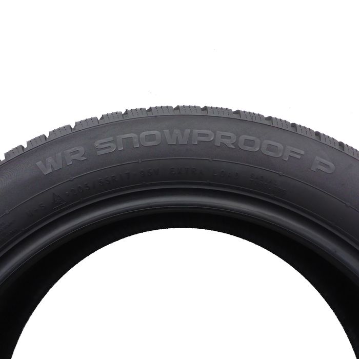 205/55/17 2x NOKIAN 205/55R17 95V XL WR Snowproof P Zima 2021 7-7.5mm