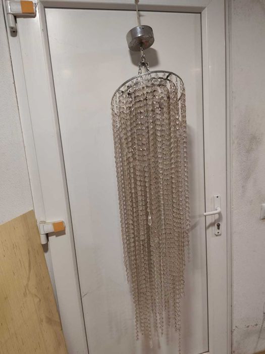 Cadeeiro de teto antigo