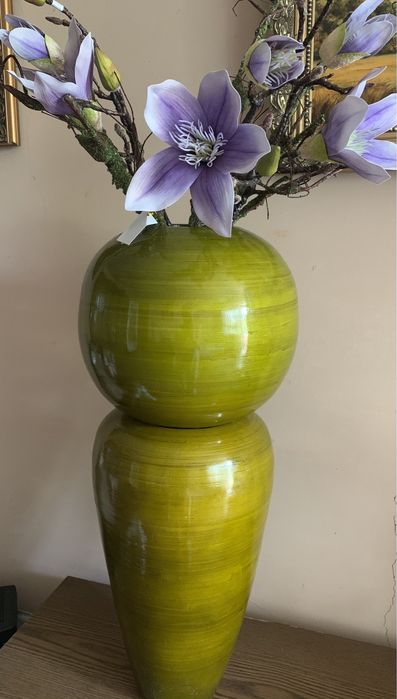 Вази Індія ( латунь) та бамбукові вази