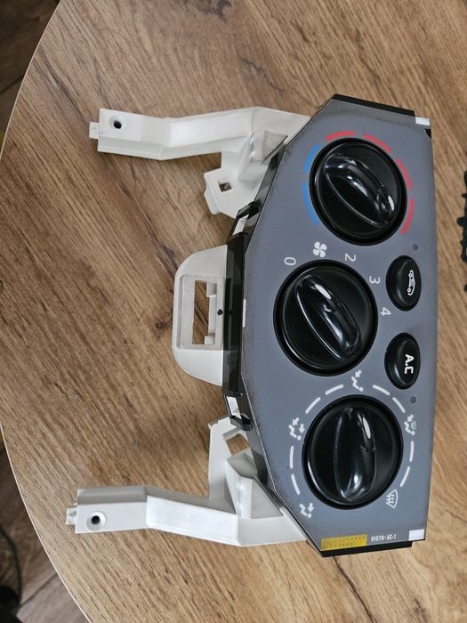 Panel renault trafic 2