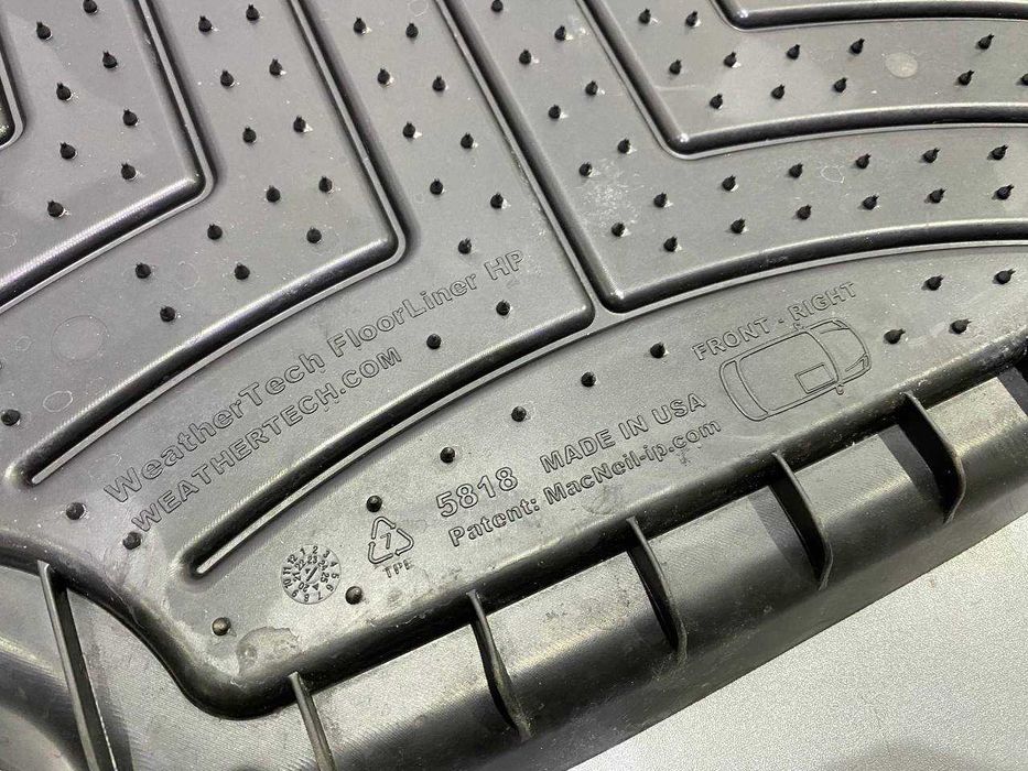 Коврик передній правий WeatherTech Toyota Venza Тойота Венза 2021+