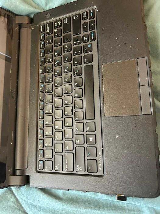 Dell Latitude 3340 Tátil 14 polegadas- SSD Novo Pronto a utilizar