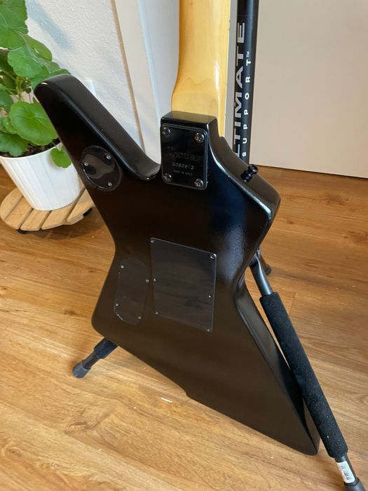Ibanez Destroyer  MED320/BK EX Series