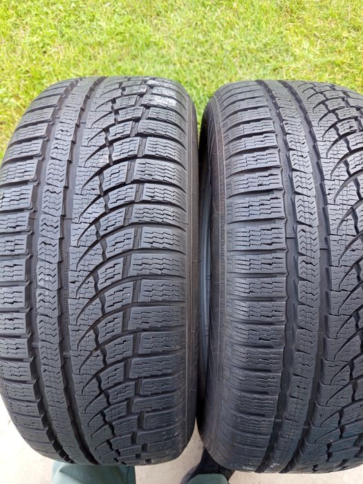 Opony 235/55/17 nokian wysokość bieźnika 7mm.