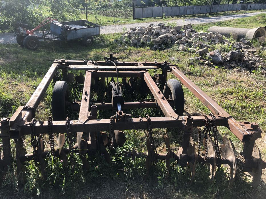 Діскова борона БДТ-3