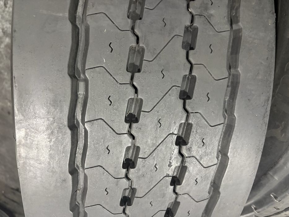 шина вантажна б/в 385/65R22,5 Ling Long  (1 шт)