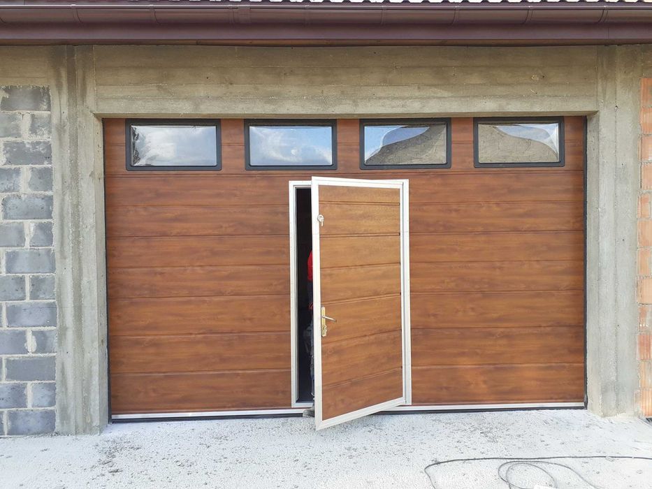 Brama segmentowa garażowa przemysłowa bramy garażowe PIASECZNO