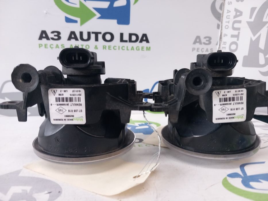 Farol de nevoeiro frente esquerdo e direito Renault Dacia