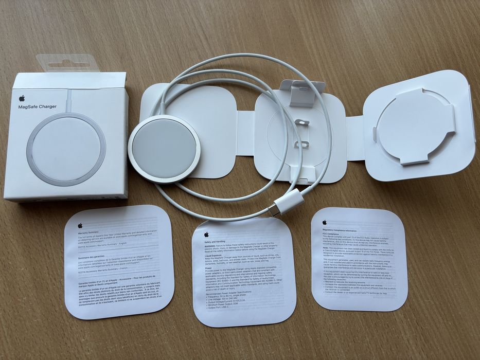 Бездротова зарядка Apple MagSafe Charger White (MHXH3ZE/A) оригінал