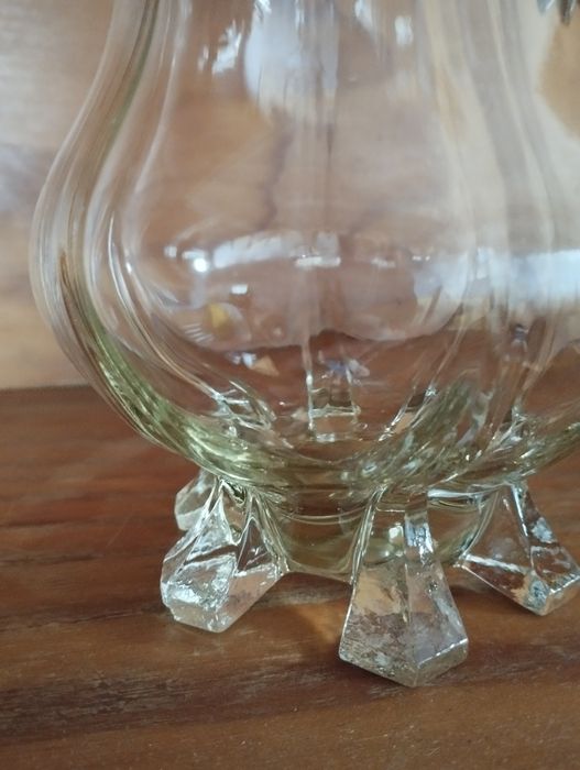 Trauliteira  - Pés e Asas Estriada