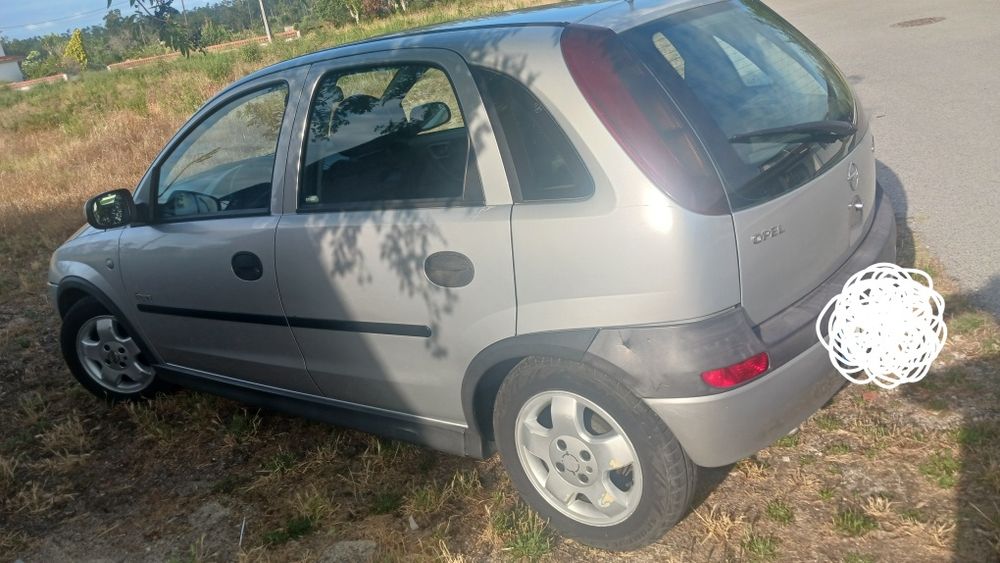Opel Corsa C 1.0 Gasolina – 2001 | 1.800 €