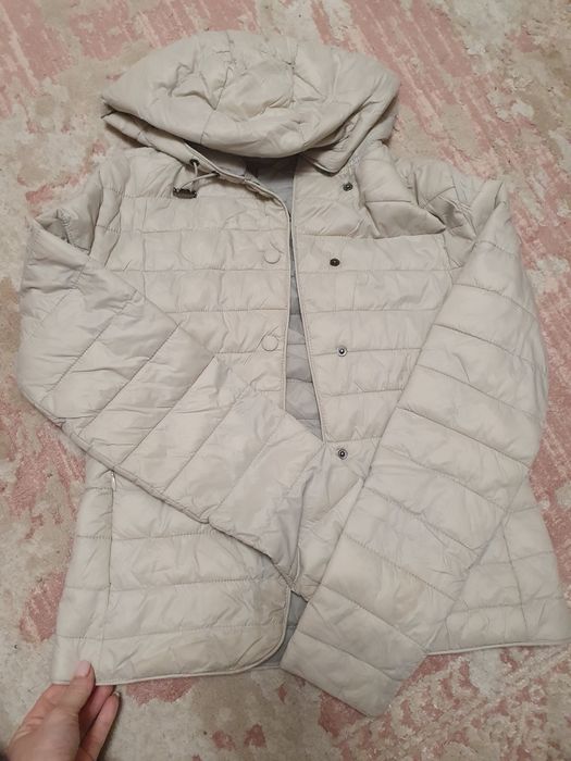 Продам  сіру куртку